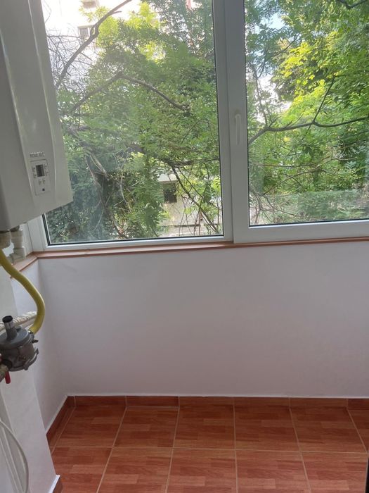 Inchiriez garsoniera in zona Dorobanti cu Scolilor - Mai multe