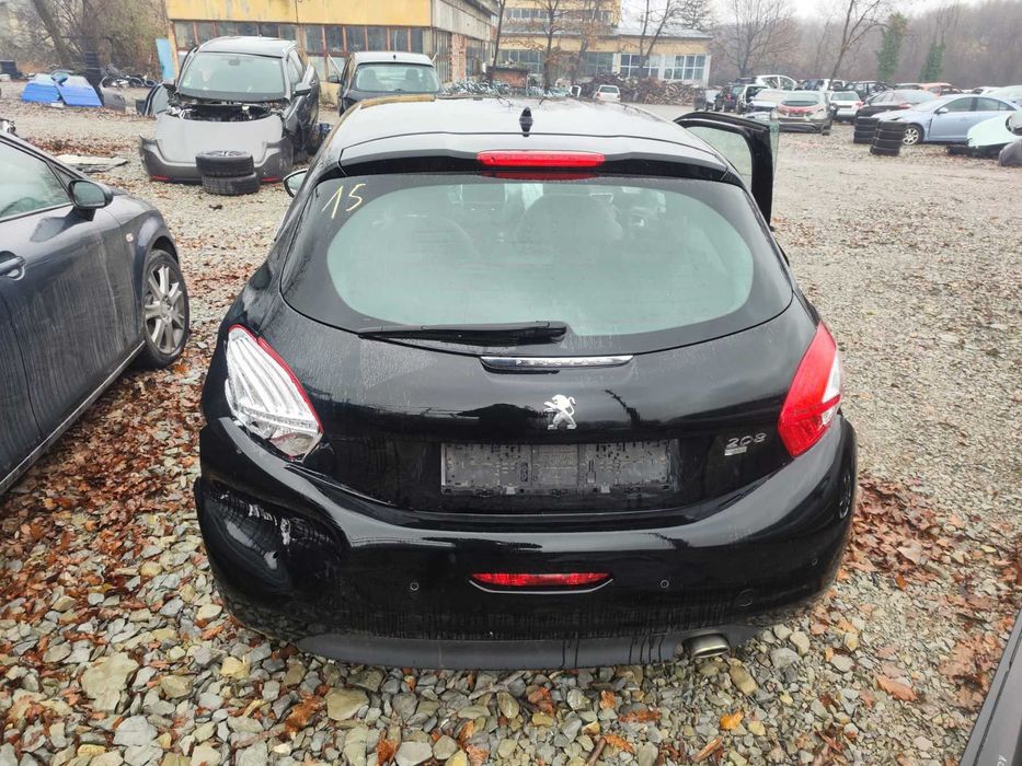Peugeot 208 на части E-hdi 114кс пежо 208