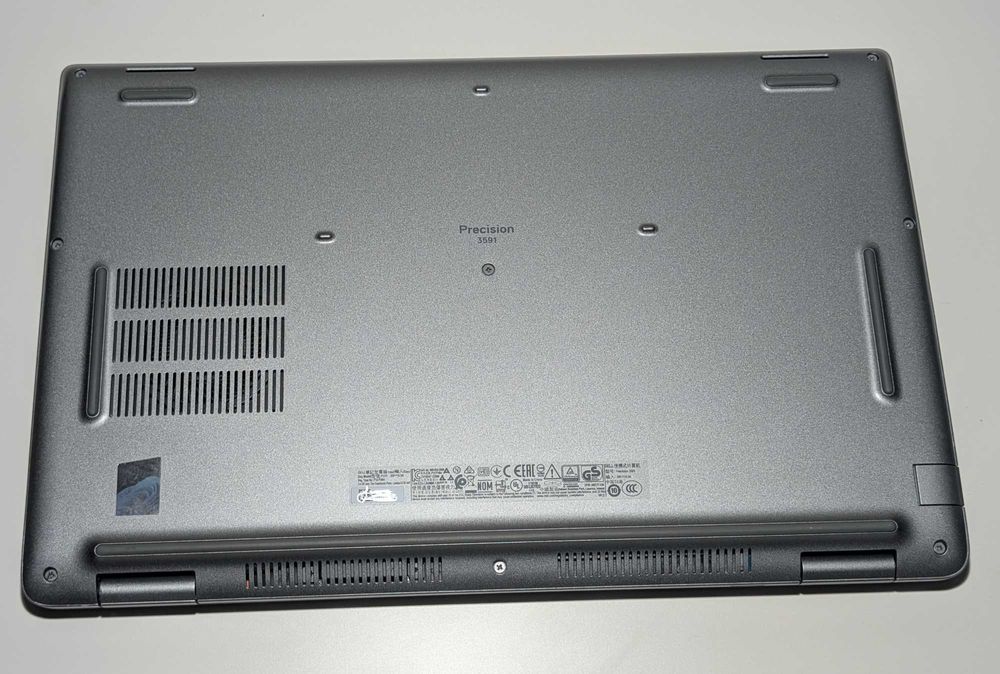 Laptop Dell Precision 3591 Workstation Ultra 7, 64Gb, RTX 2000 Ada + Docking original
