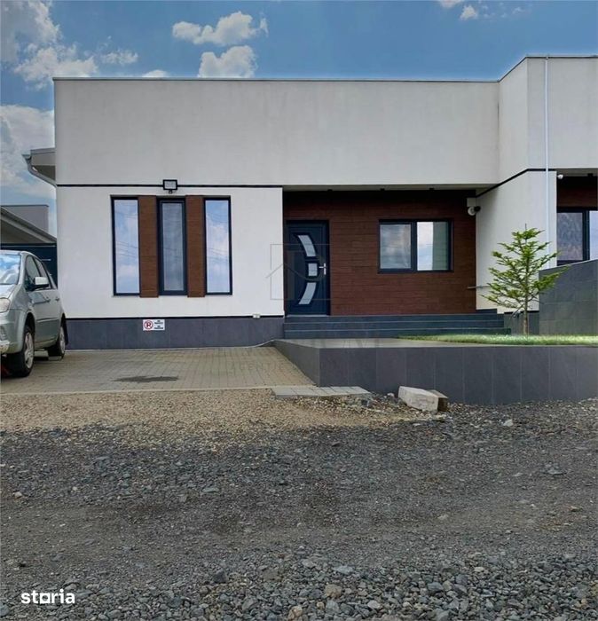 Duplex Modern Pe Parter, Gata De Mutat, Zona Buna, Toate Utilitatile.