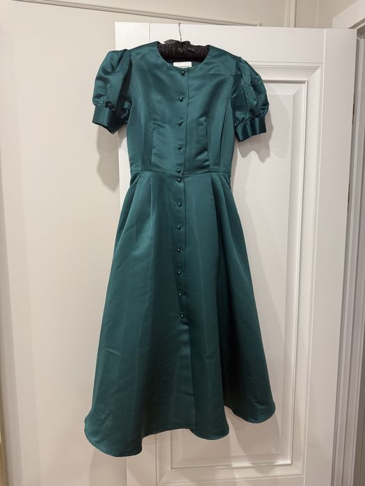 Платье очень красивое