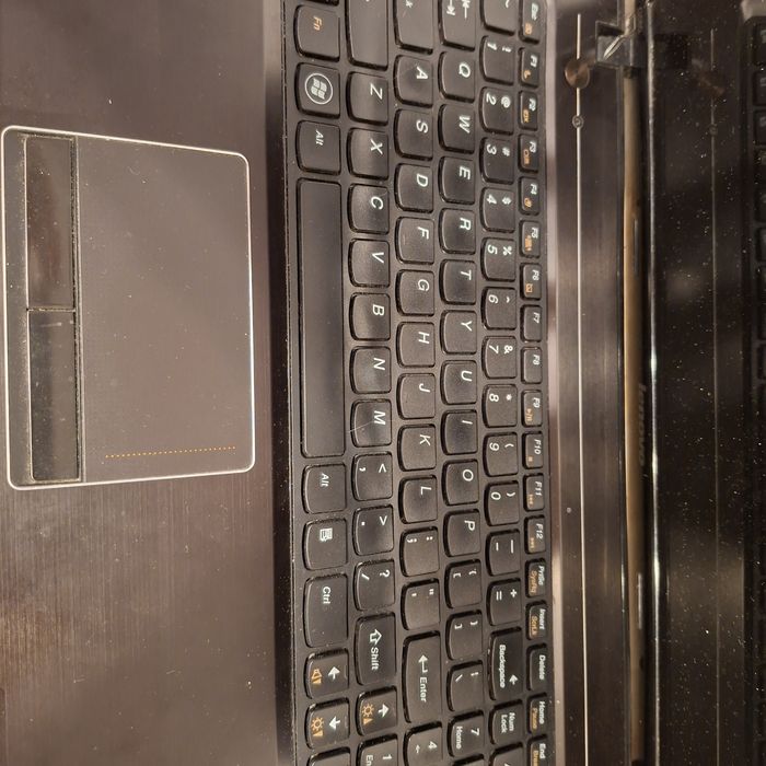 Laptop Lenovo G580 i3 3210, video 2gb, nefuctional pentru piese