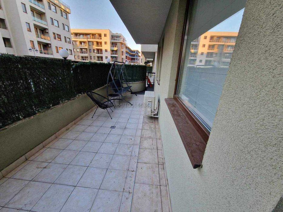 Тристаен голям апартамент с двор, ПАРКОМЯСТО, Кършияка