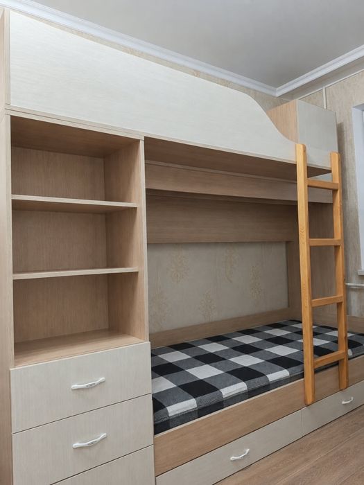 Продам детский кровать 2-х этажный