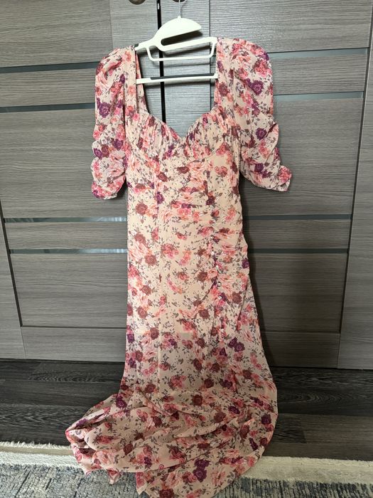 Новые платья 42-44 размера