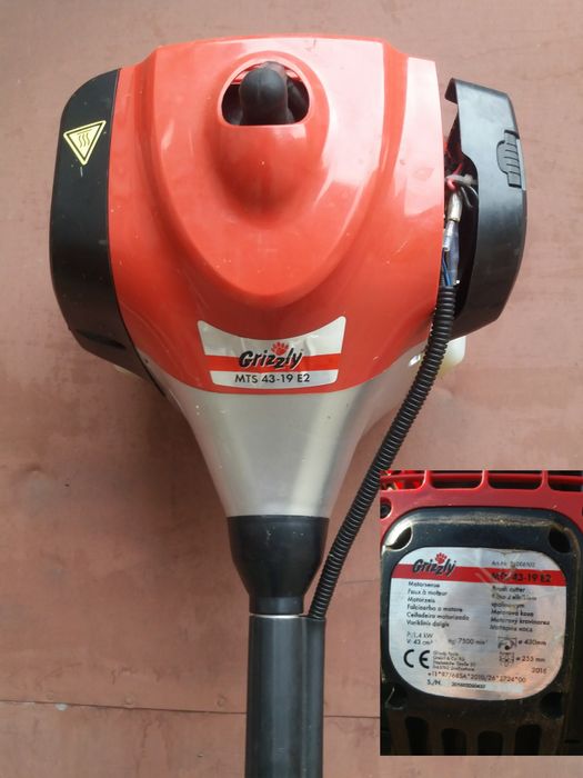 Motocoasa pe benzina nou si folosit