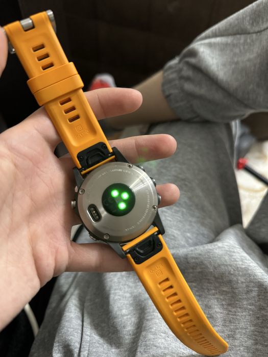 Garmin fenix 5 plus sapfir