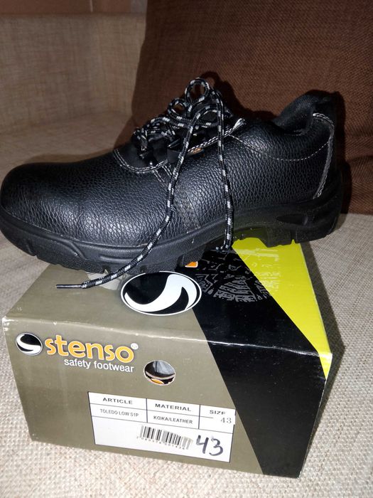 продавм изгодно чисто нови зимни обувки-мъжки и дамски