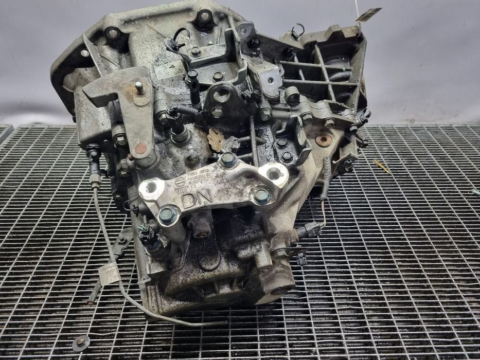 Cutie de viteze Nissan X - Trail T31 2.0 2007 - 2013 150CP Manuala 6 Trepte M9R Euro5 ...