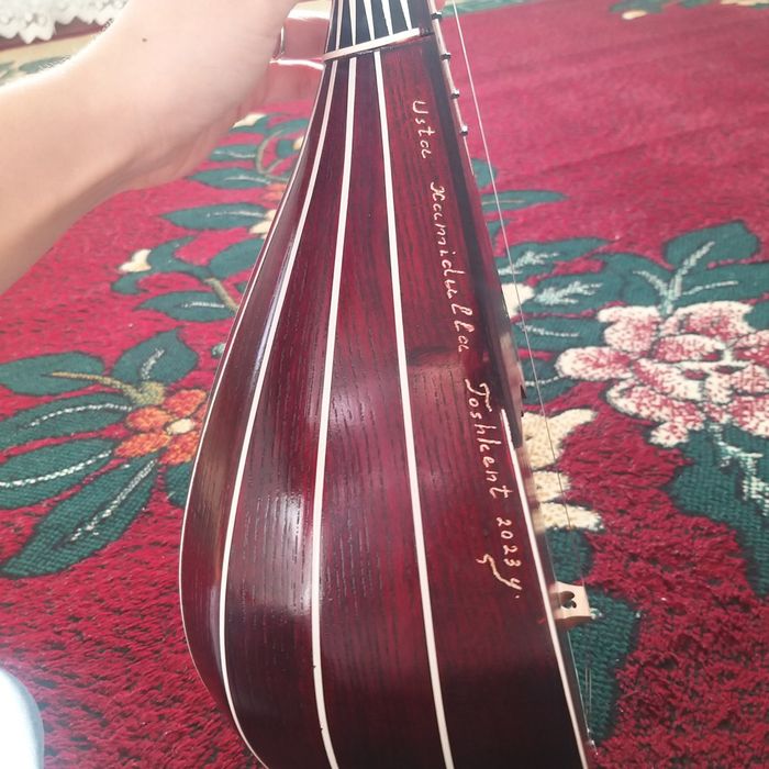 Zakaznoy alt dutor sotiladi 250$ kelishamiz