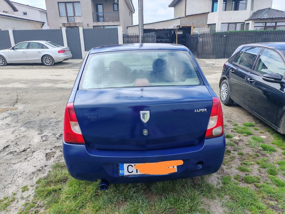 Dacia Logan benzina an 2007 preț 899    e.