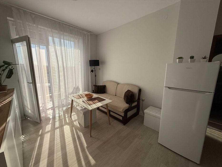 Продава се Двустаен апартамент в к.к. Слънчев бряг - 48 кв.м за 1240 €/кв.м - Снимка #2