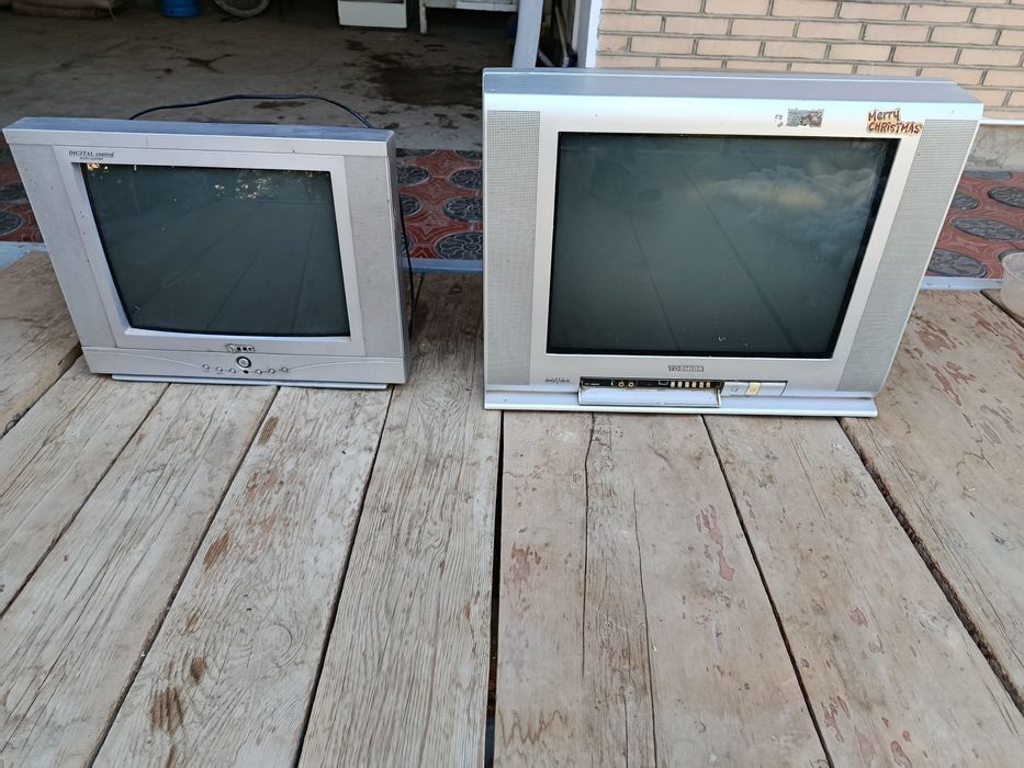 3 та телевизор сотилади