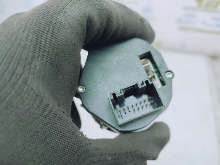 Comutator reglaj 7l6927135c Volkswagen VW Touareg generatia 2 7P  [din 2010 pana  2014]