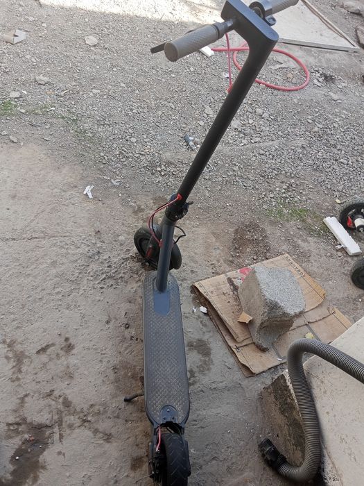 Срочна продаётся электро самокат