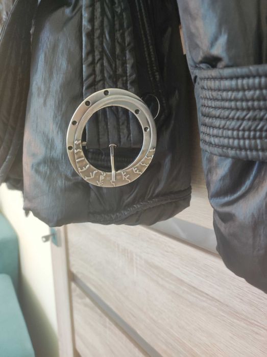 Продавам зимно яке