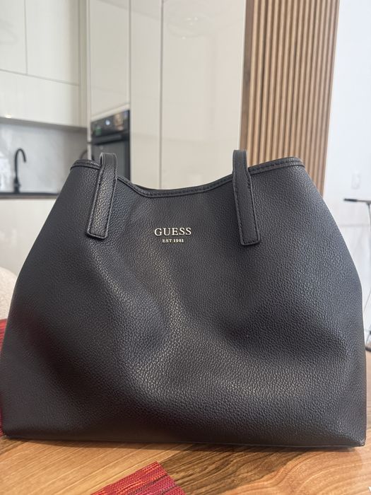 Оригинална Дамска чанта Guess