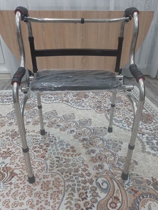 Продаю ходунок для взрослых