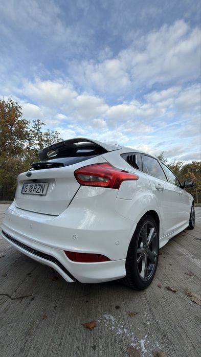 FORD Focus 2018 — imagine 3