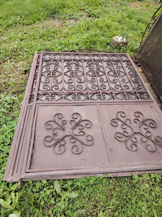 Poartă dublă cu 3 panouri de gard