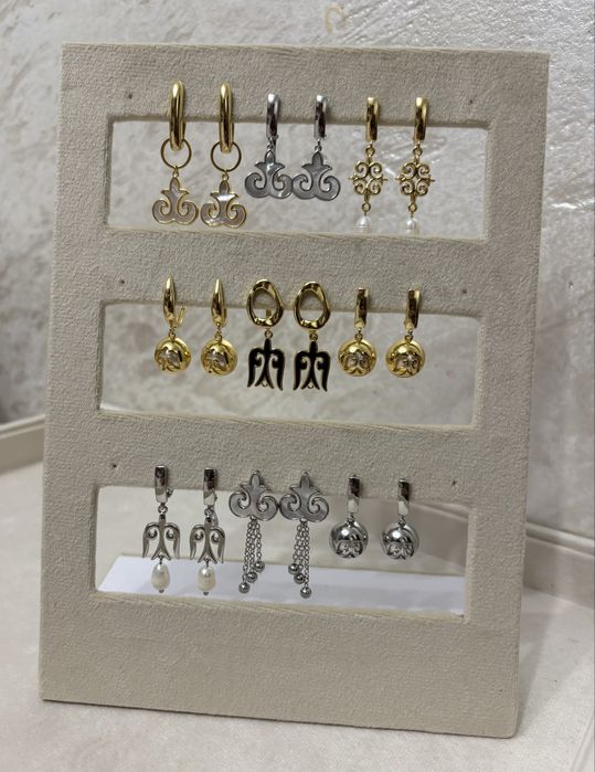 Украшения в национальном стиле, қазақи нақыштағы әшекейлер