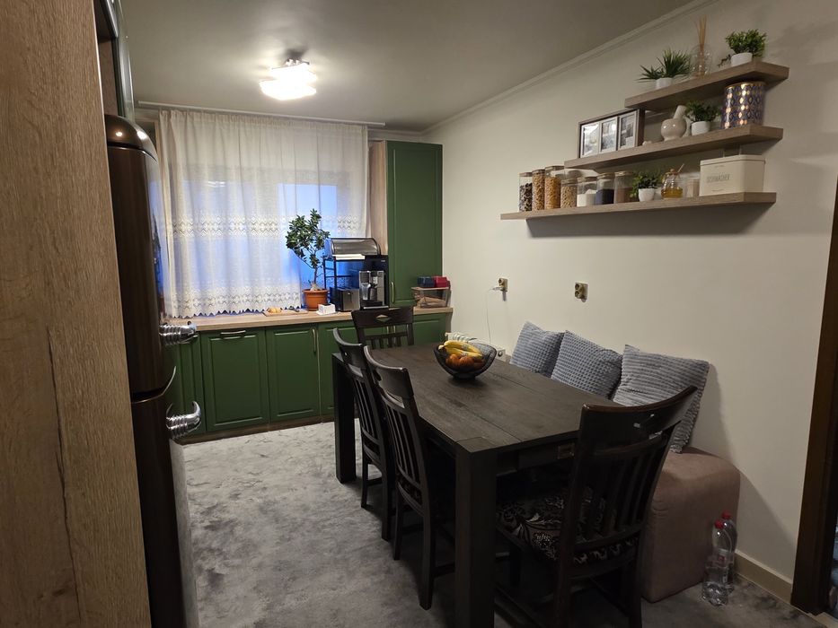 Masa stejar si scaune