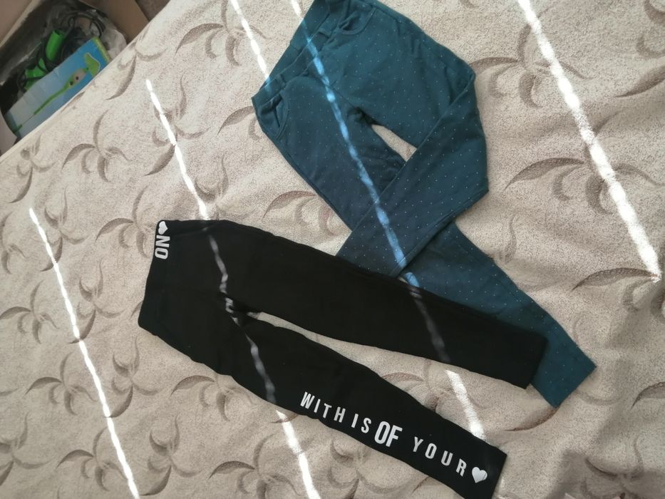 Продавам детски дрехи