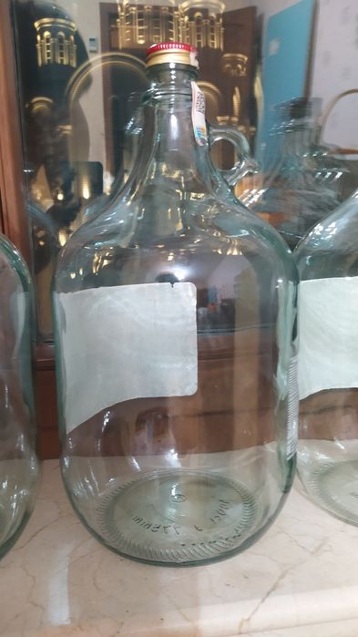 Бутылка стеклянная 5 литров Бутыль стеклянный