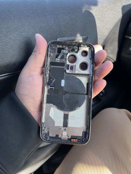 Продам корпус для iPhone 14 Pro
