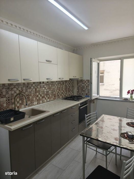 Apartament 3 camere - Decomandat - Renovat — fotografia 1