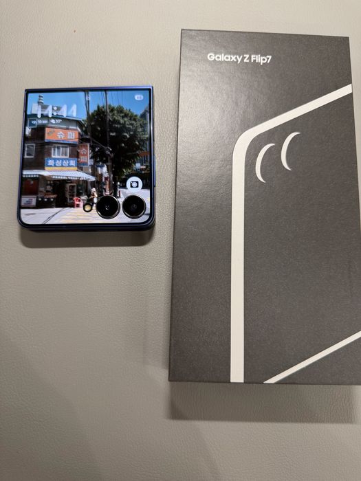 Samsung galaxy z flip 7