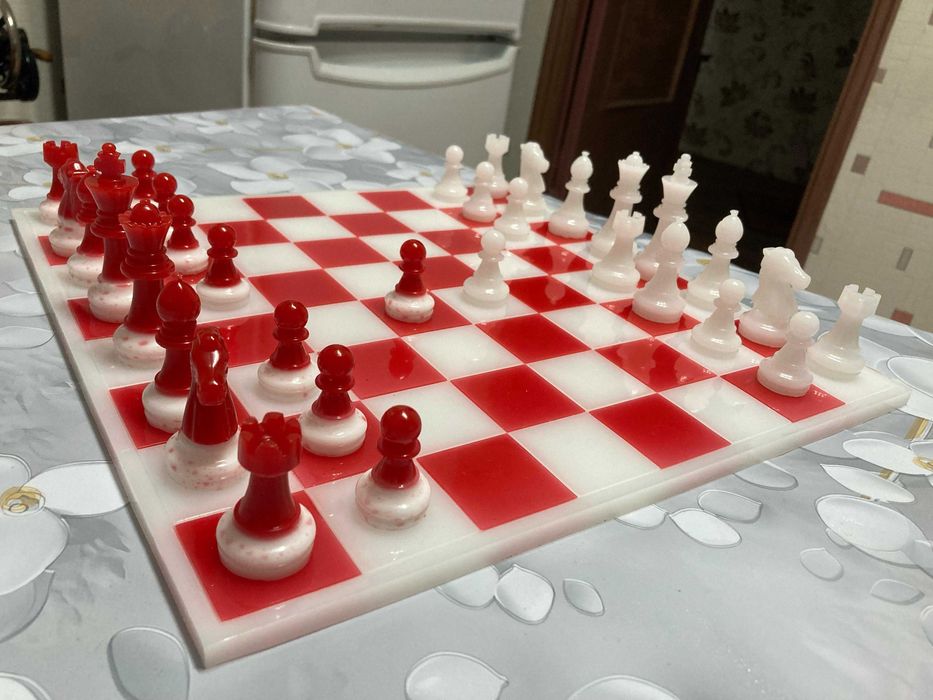 Продам очень крутые - Шахматы !!!