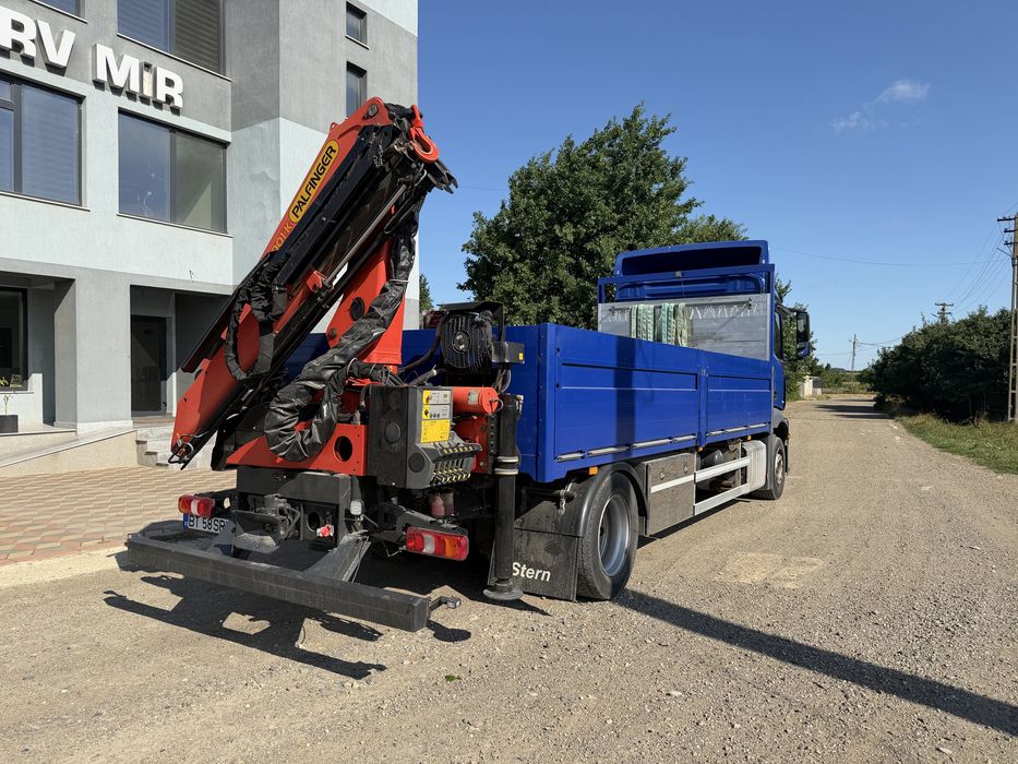Mercedes Benz Antos 1833 cu macara PALFINGER PK13001K