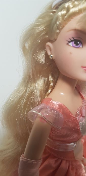 КРАЙНА ЦЕНА!!!Колекционерска кукла Shrek Princesses Rapunzel – MGA En