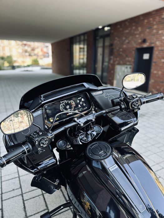 Harley Davidson FLTRXSE Road Glide CVO 2023