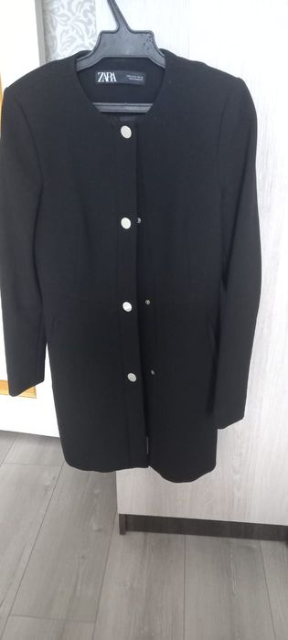 Продается женское пальто