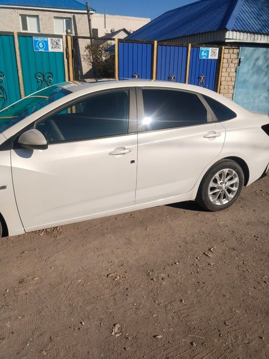 Продам Chevrolet monza