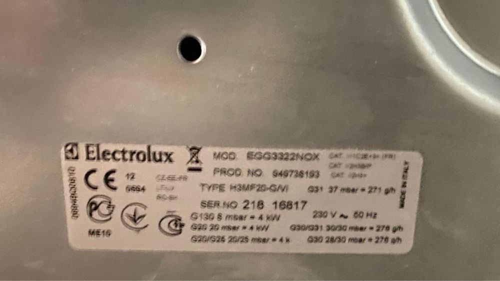 Газов котлон Electrolux EGG3322NOX с 2 горелки