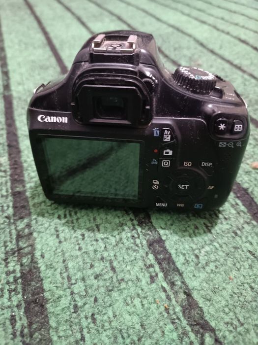 Фото парат сотилади