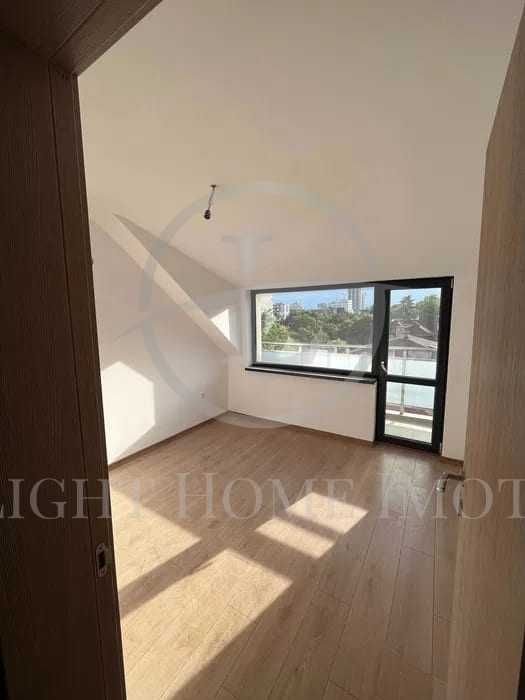 Продава се Четиристаен апартамент в Пловдив, Кършияка - 105 кв.м за 1458 €/кв.м - Снимка #2