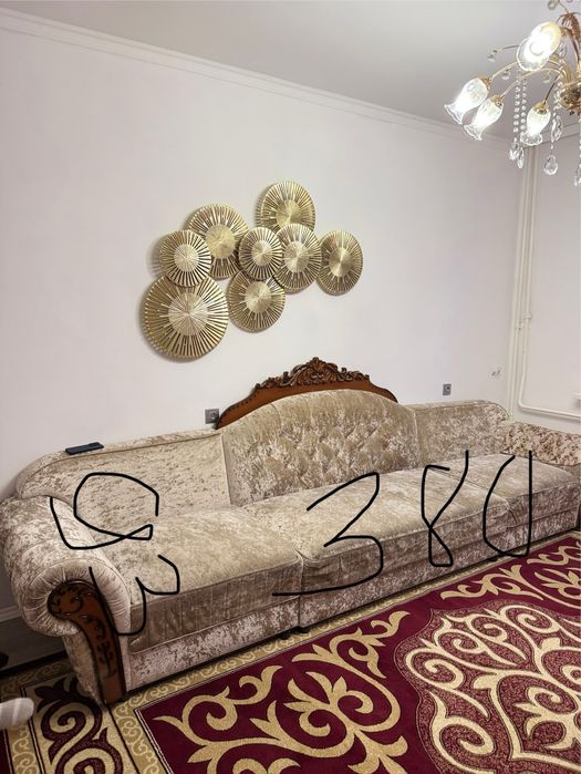 Продам Диван для гостиной