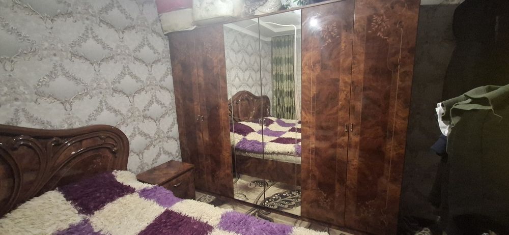 Сотилади спалний