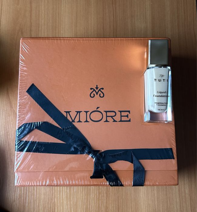 Продам шампунь Miore + тональный крем