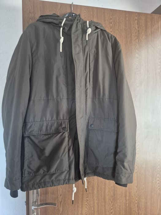 Мъжко яке Bershka