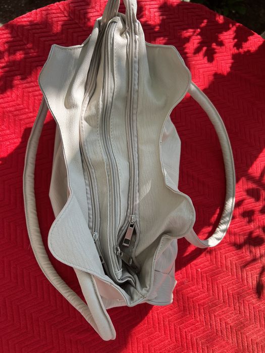 Дамска чанта.