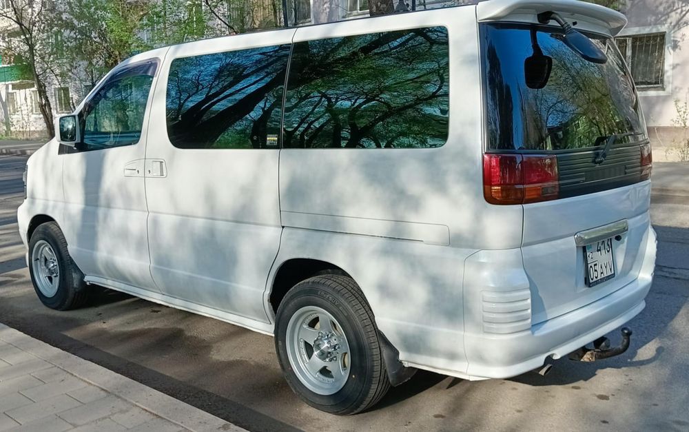 Продам  автомобиль