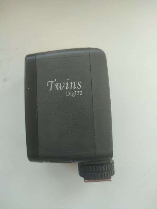 Продам прожектор на камеру.