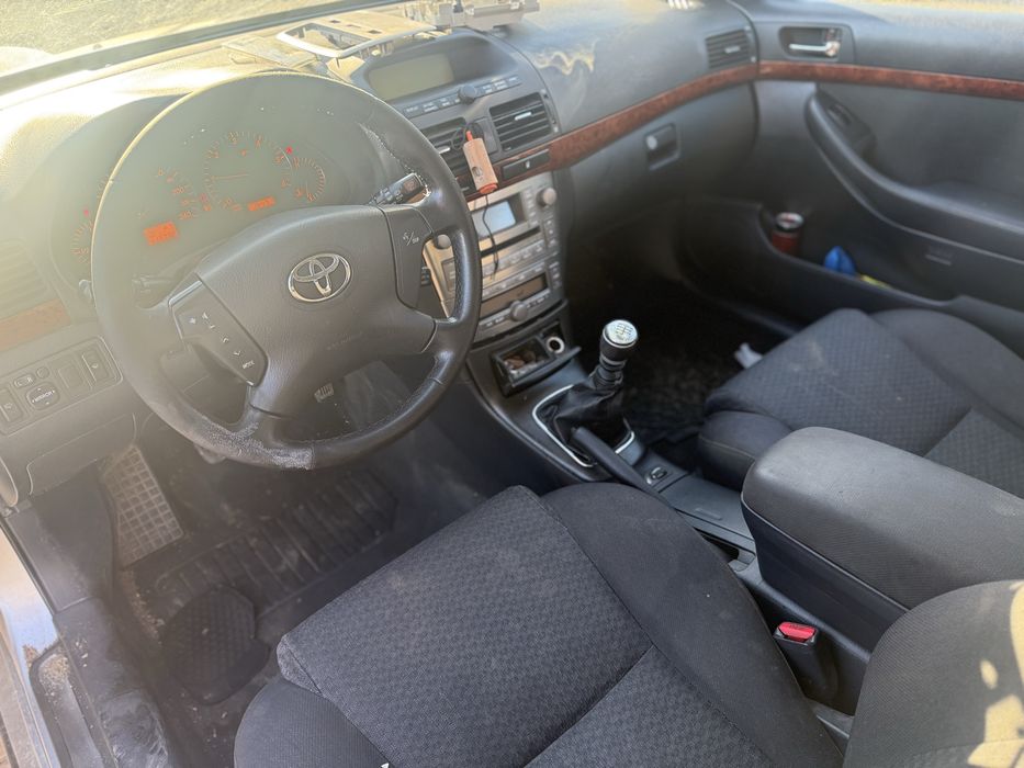 Toyota avensis 2,2 D-CAT 177ks na chasti/тойота авенсис 2,2д-кат 177кс