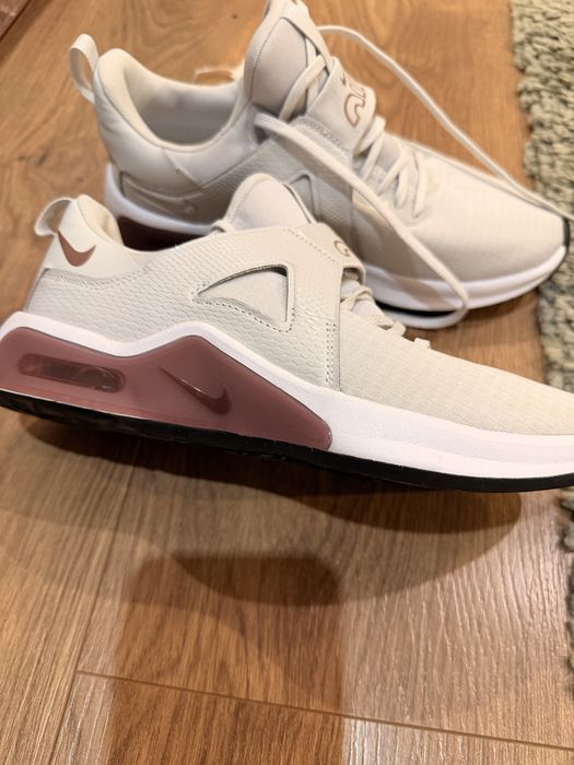 Маратонки Nike 38 номер