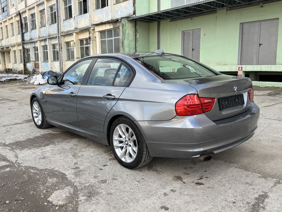 BMW 3 Series 2010 — imagine 4